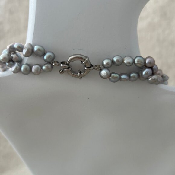 Chunky Water Pearls Multi Strand Chocker Necklace / Grey - Picture 6 of 6